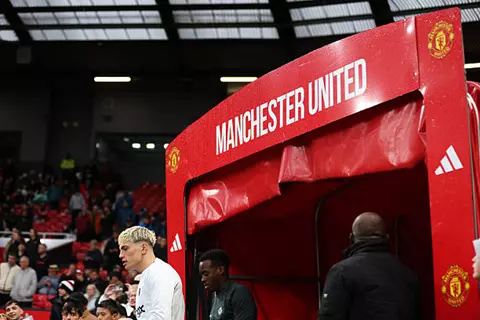 دقيقة بدقيقة.. مانشستر يونايتد يواجه تشيلسي في الدوري الإنجليزي